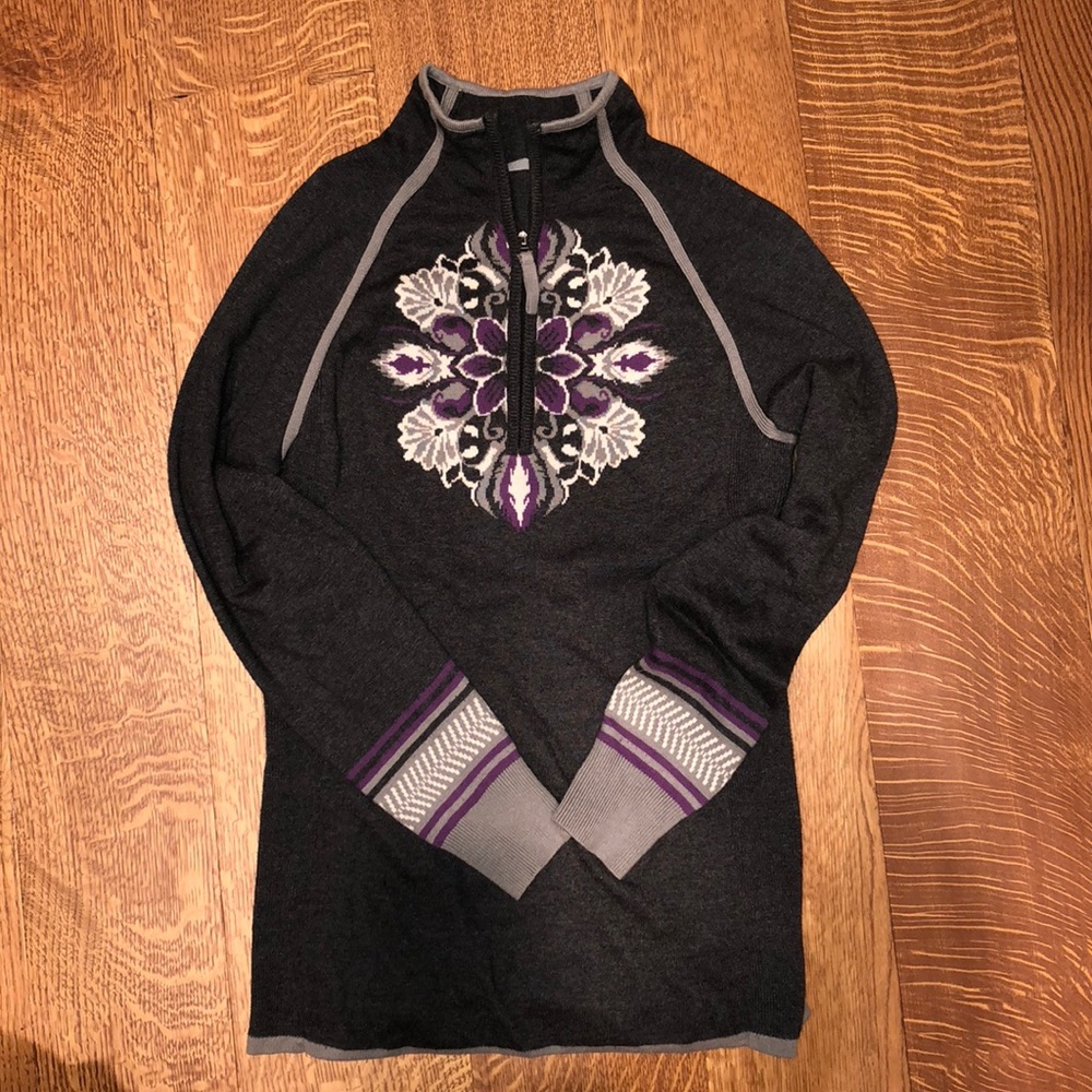 Athleta cotton/polyester sweater size m